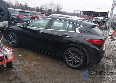 2018 Infiniti Qx30 Sport z USA, uszkodzony, nr VIN SJKCH5CP7JA057896